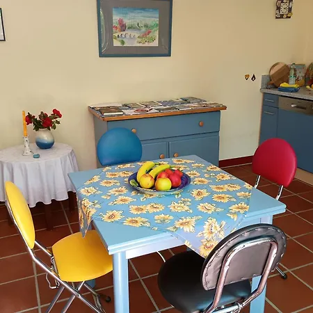 Schick Apartment *